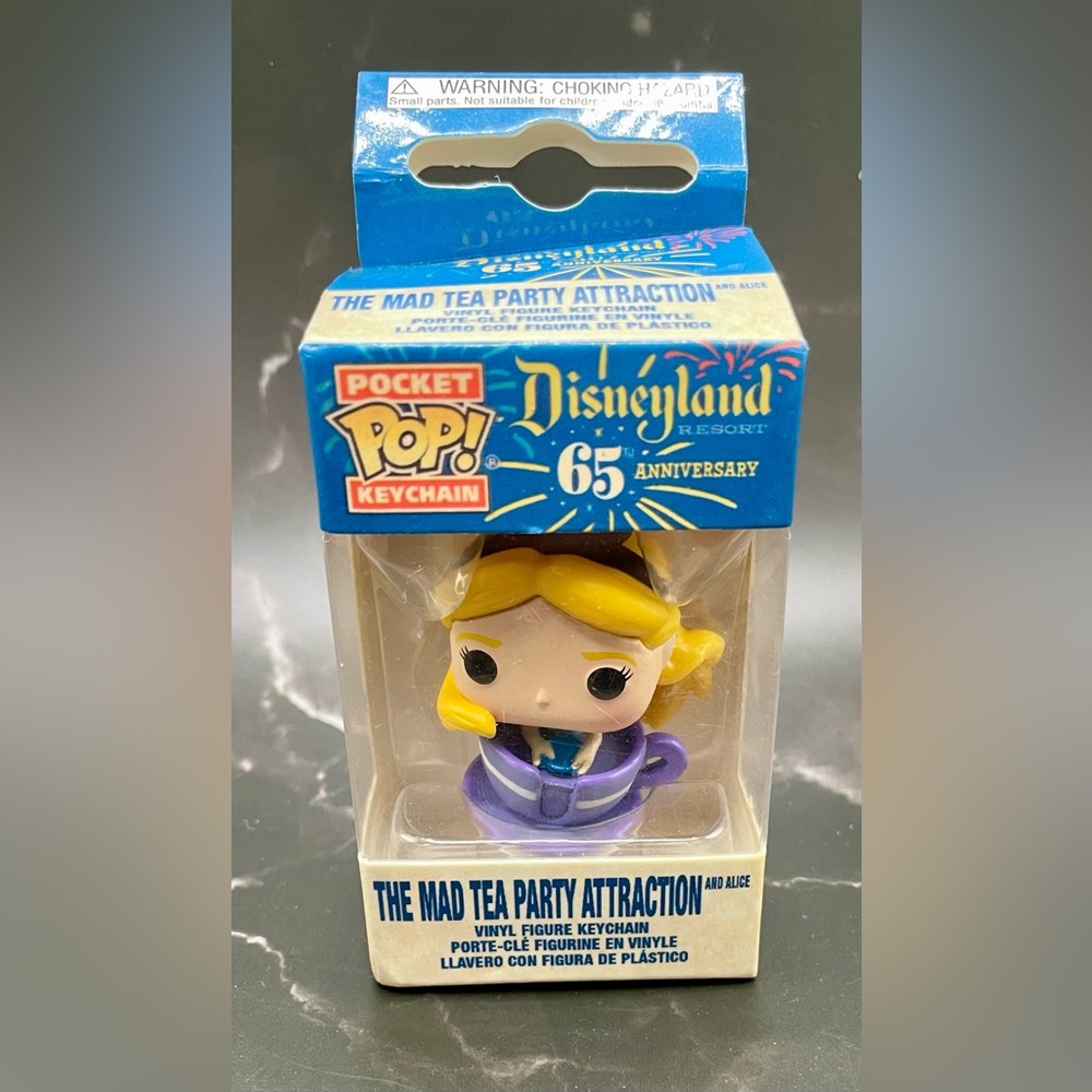 Funko Pop! Pocket The Mad Tea Party Attraction Disneyland Keychain Bag Charm New